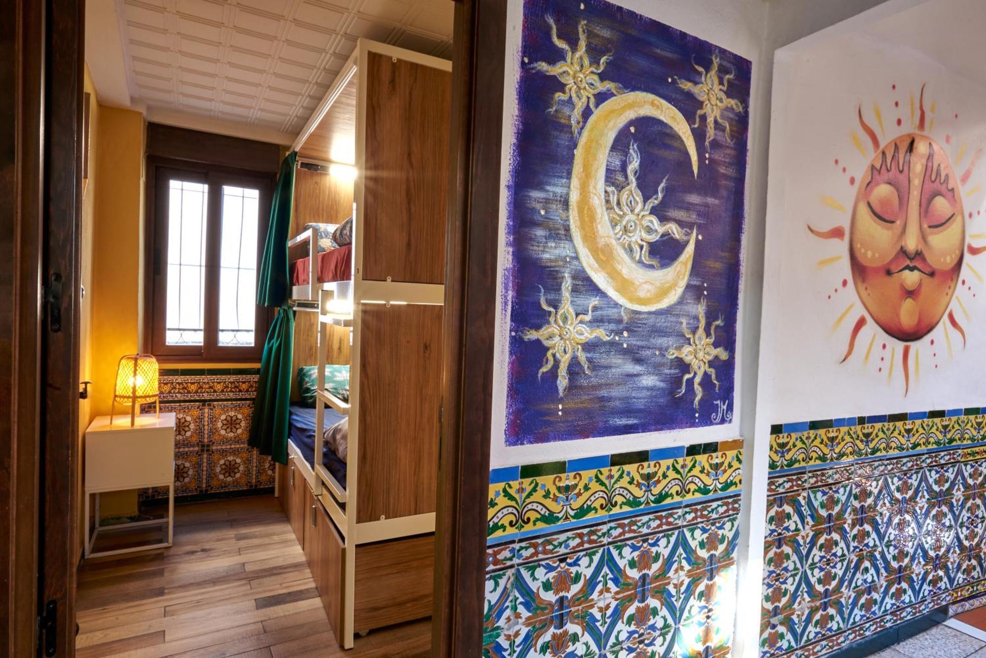 Bett im Frauenschlafsaal mit 6 Betten